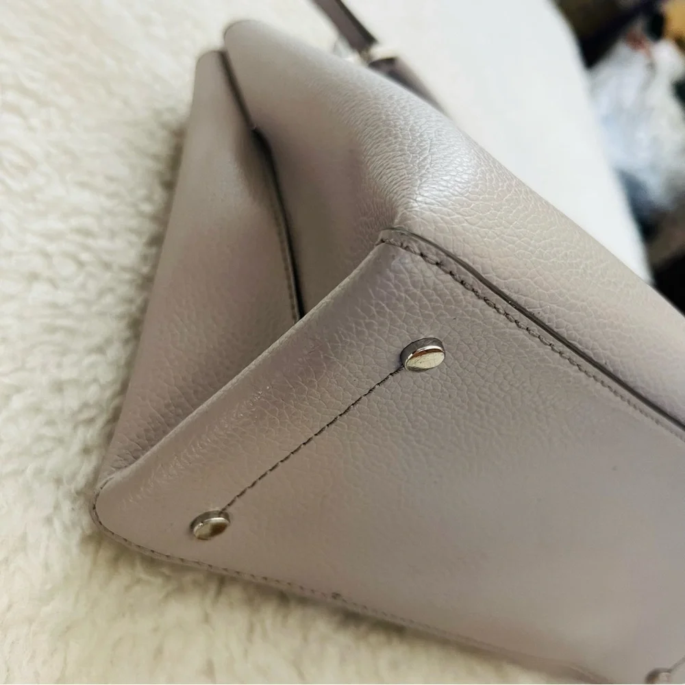 Kate Spade Eva Grain Leather Top Zip Soft Taupe Satchels/Crossbody Small Bag